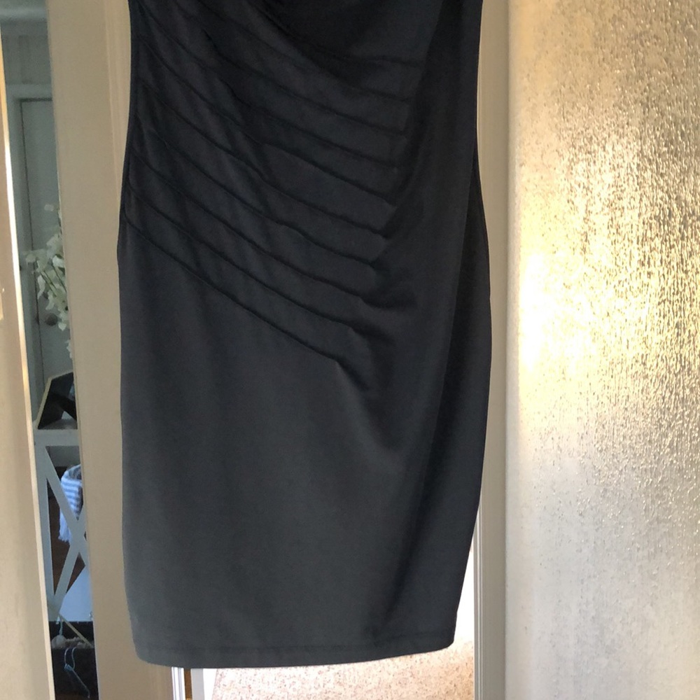 Venus - Beautiful Navy blue dress in great condition - Picture 6 of 7
